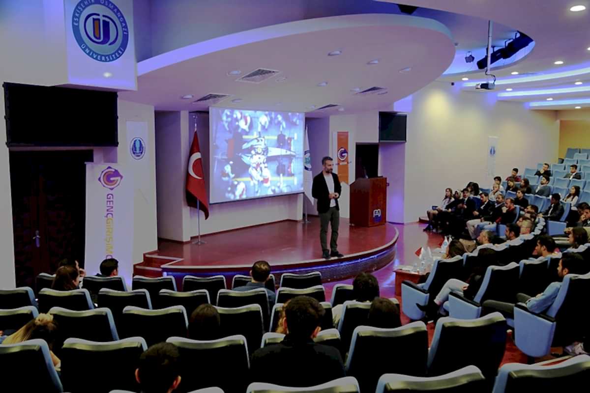 Egitmen Orhan Gurbuz