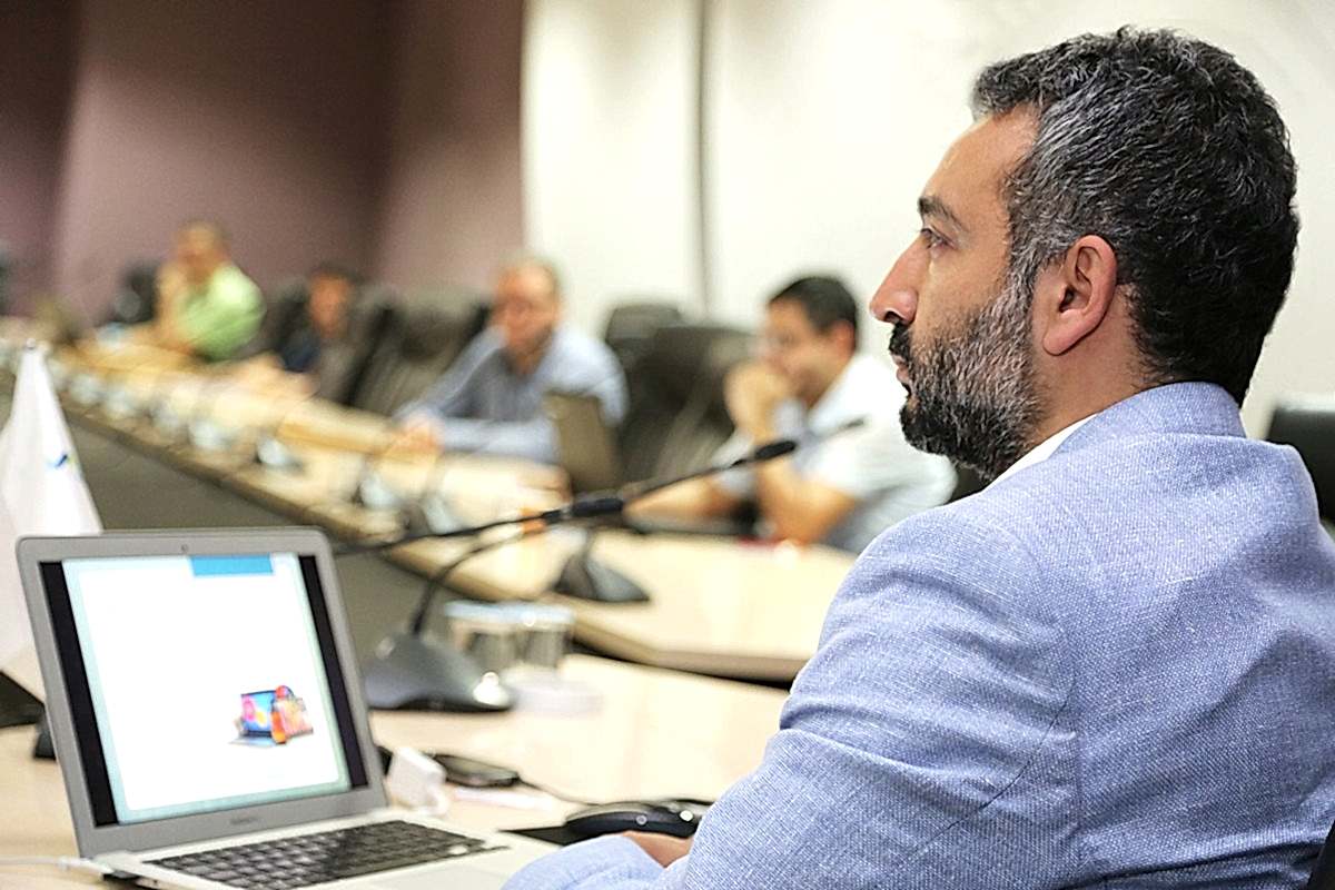 Girisimci Orhan Gurbuz