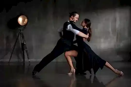 dans akademi tanıtım video