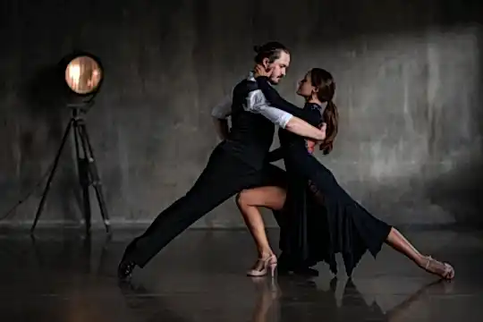 dans akademi tanıtım video